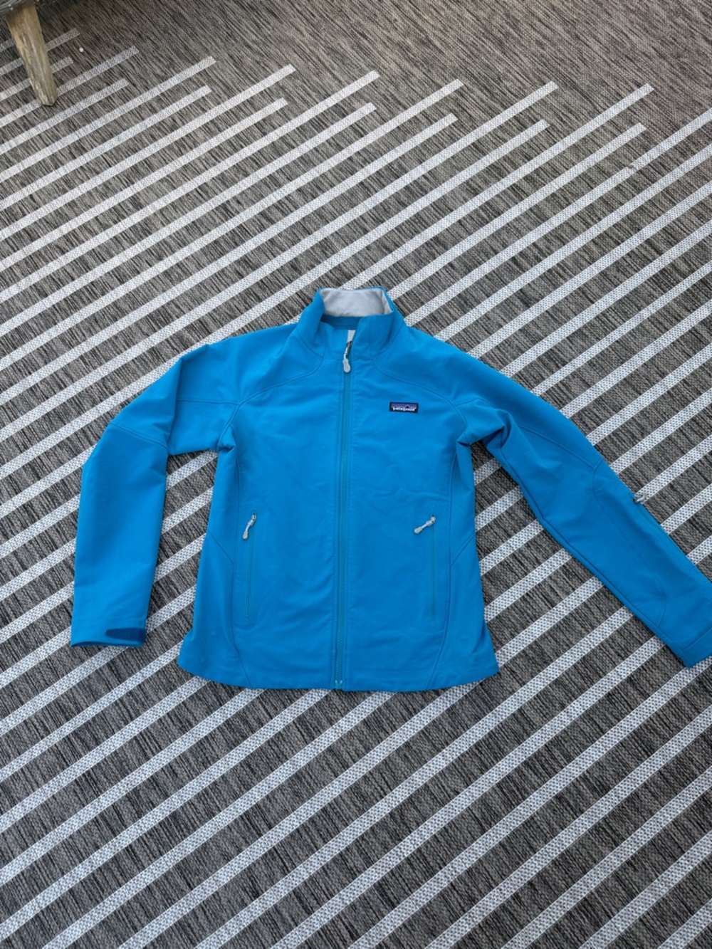 Patagonia Women's Bright Turquoise Softshell Utility Jacket